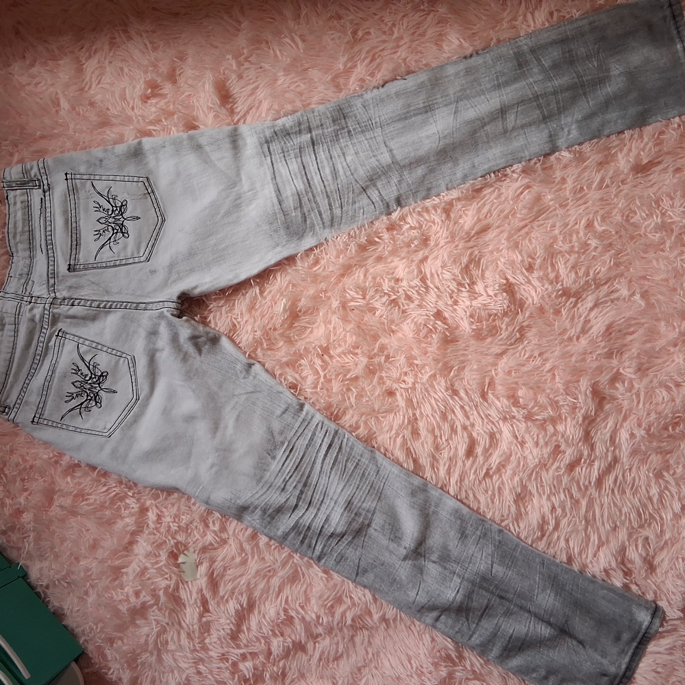 Thrill Gray Straight Leg Jeans Relaxed Fit